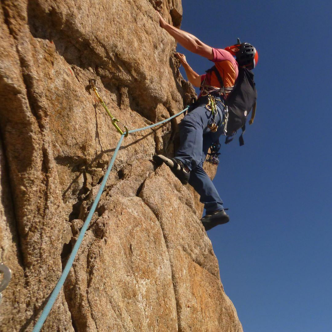 Multi-Pitch Climbing School - THE ESSENTIAL