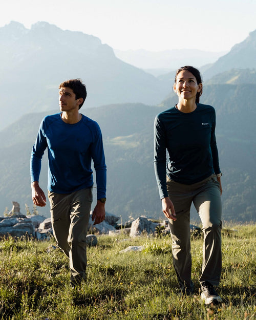 Des vêtements de randonnée homme et femme pour l'été en montagne Lagoped